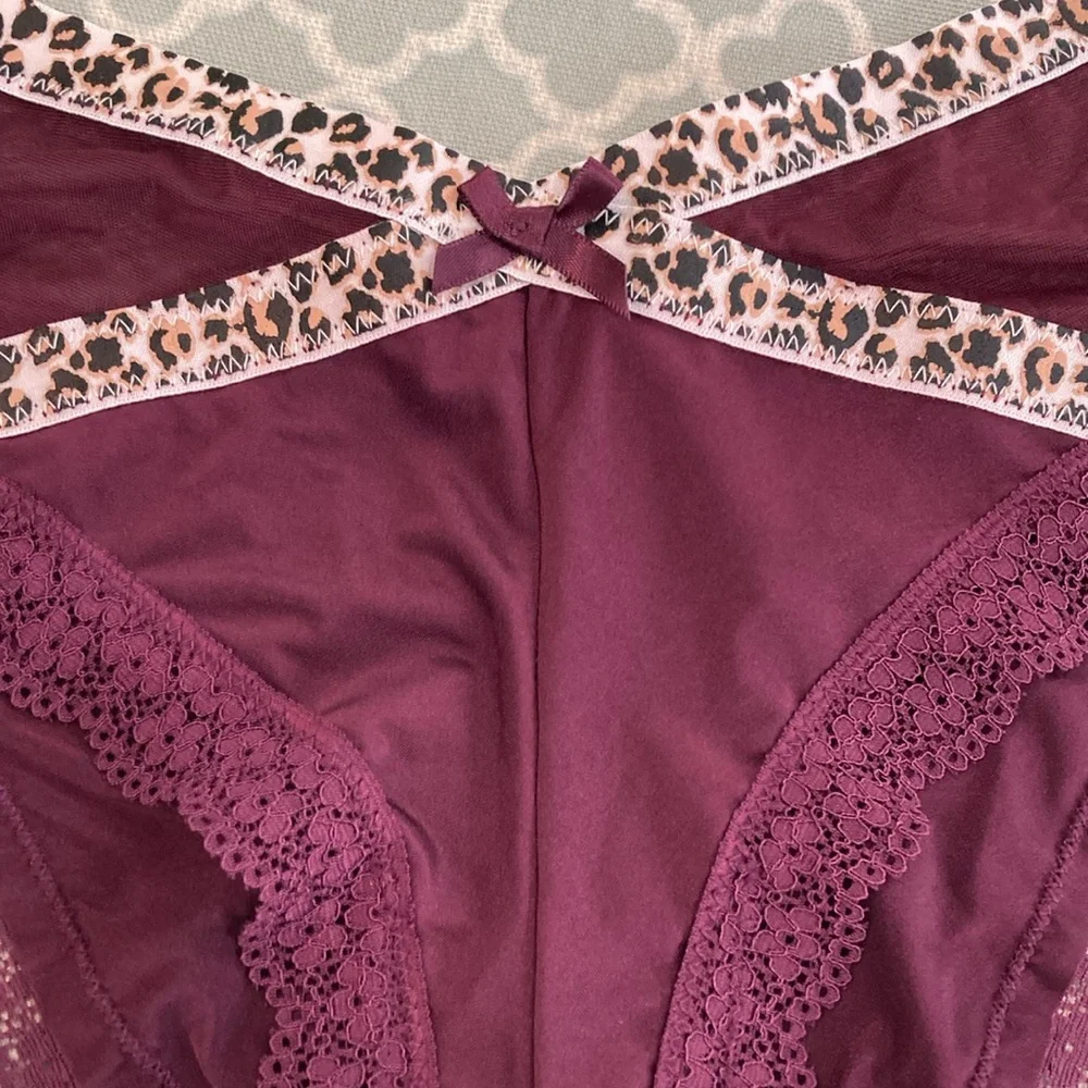 Vintage Victoria’s Secret Leopard Trim Mesh Side Cheeky Purple L